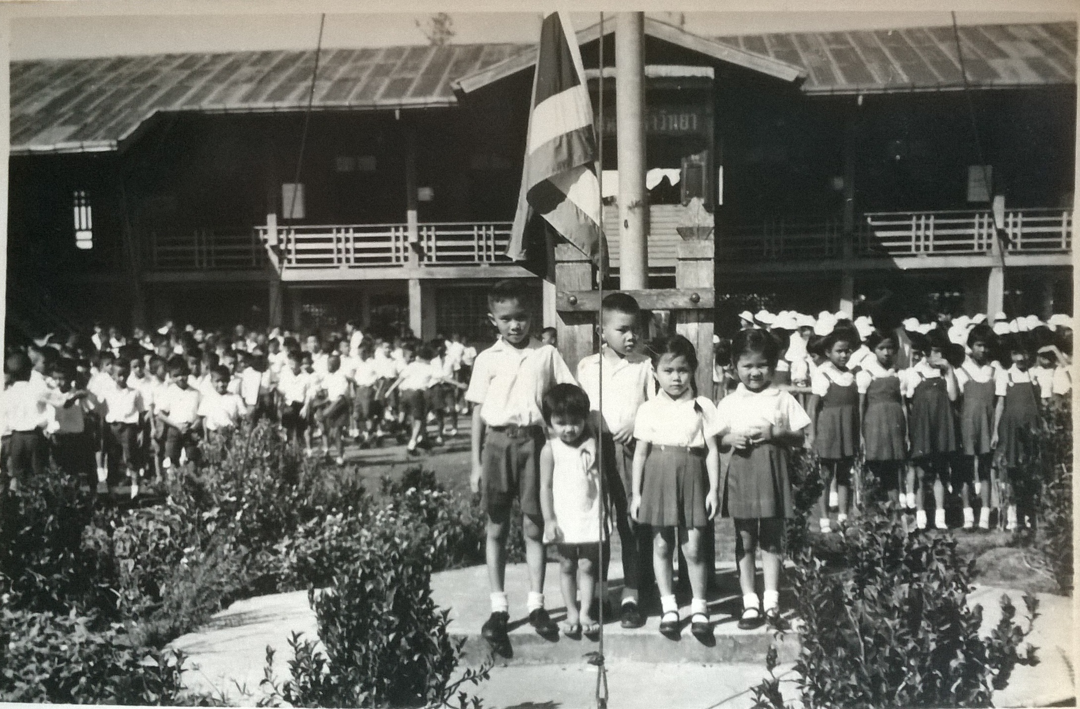 อาคารโรงเรียนสมัยก่อตั้ง